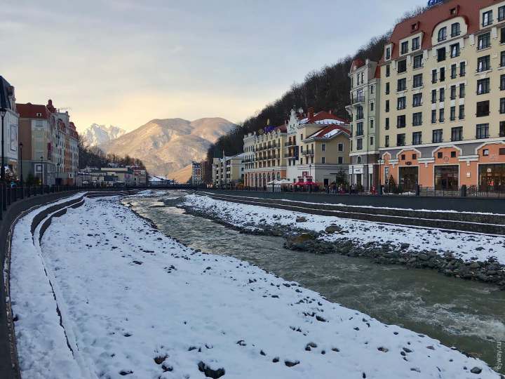 Роза Хутор зимой