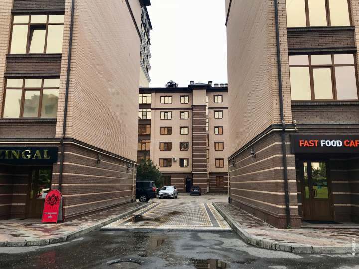 Космический двор