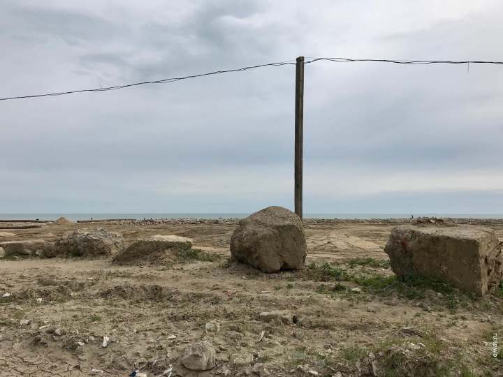 Берег Каспийского моря